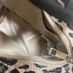ZARA LESOUK ベイフローの画像