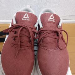 【値下げ】スニーカー【Reebok】の画像