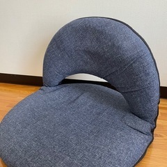 丸型の座椅子
の画像