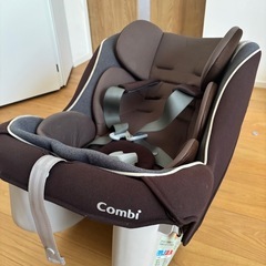 チャイルドシート　コンビの画像