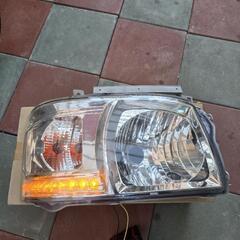 ハイエース2型　社外ヘッドライトの画像