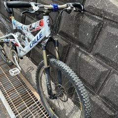 26“ 前後サスCALLEアルミMTB 3x9速の画像