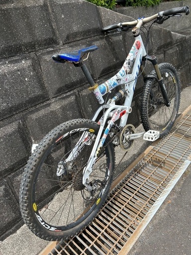 26“ 前後サスCALLEアルミMTB 3x9速