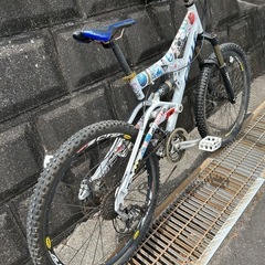 26“ 前後サスCALLEアルミMTB 3x9速の画像