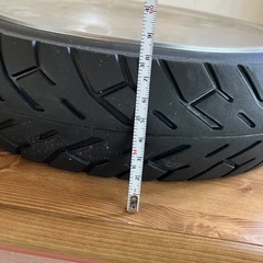 【未使用品】8/3まで期間限定！タイヤ型 掛け時計の画像