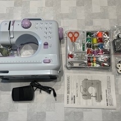 電動ミシン 初心者向け 12パターン フットペダル・ 42種類アクセサリー付の画像