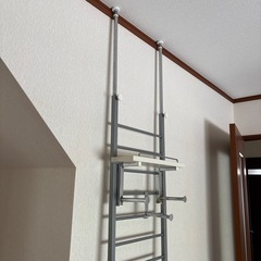 突っ張り棚の画像