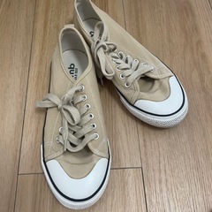 NIKEハイカットスニーカー　　 　　　　　
今ならスニーカーもう一つオマケします☺️の画像