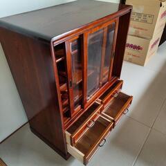 民芸茶箪笥の画像