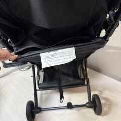 ベビーカー 折りたたみ可 黒色 説明書なしの画像