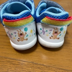 アンパンマンサンダルの画像