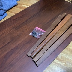 ダイニングテーブルの画像