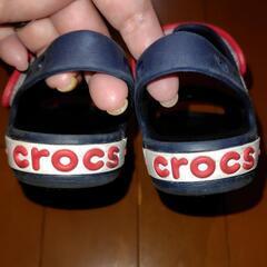 クロックス crocs【キッズ サンダル】Crocband Sandal Kids/クロックバンド サンダル キッズ/ネイビーｘレッドの画像