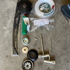 ■美品■　ホンダ HONDA XRP335 GX35 4ストローク 草刈機 刈払機 ガソリン 肩掛け  エンジン 草刈り機 エンジン可動品の画像
