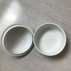 蓋付き小鉢の画像