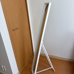 鏡　ニトリスタンドミラーの画像