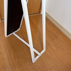 鏡　ニトリスタンドミラーの画像