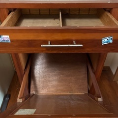 キッチン周りで使用できる棚の画像