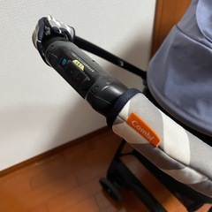 日焼け跡などもなく美品　グリップカバー付き ベビーカー Combi スゴカルの画像