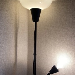 IKEA スタンドライトの画像