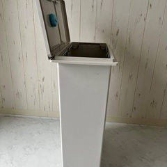 7/27 or 7/29 無印 ゴミ箱 30L の画像