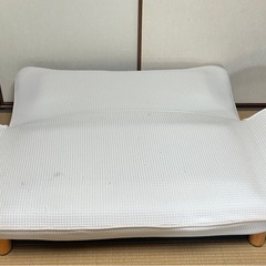 ソファーベッドの画像