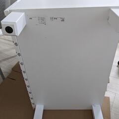 IKEA　BESTÅ ベストー　脚つき　キャビネットの画像