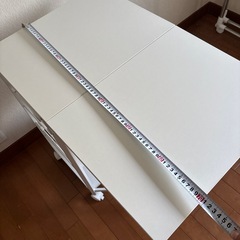 スチールラックの画像