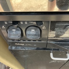 ガスコンロと台の画像