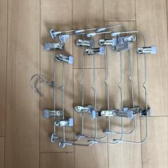 ハンガーラックの画像