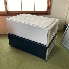 衣装ケースの画像