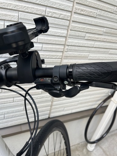 美品！1年未満】ブリジストン クロスバイク 700c 自転車