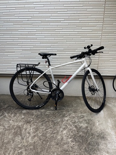 【美品！1年未満】ブリジストン　クロスバイク　700c 自転車