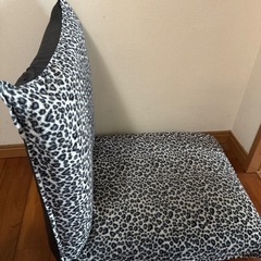 座椅子の画像