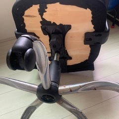 デスク椅子の画像