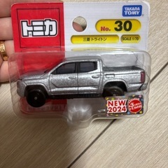 トーマス 新品トミカ2台セットの画像