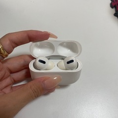 AirPods Pro 第2世代　名前刻印あり！即日手渡しOKの画像