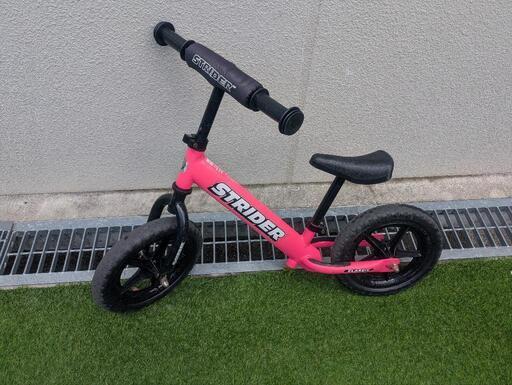 STRIDER ストライダー バランスバイク ピンク 12インチ STRIDER ストライダーバランスバイク ピンク 12インチ (おるる