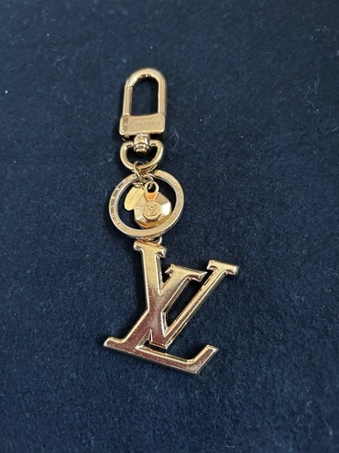 ビトンのキーホルダー