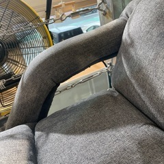 【ニトリ】【ひじ連動座椅子】クリーニング済み【管理番号12707】町の画像