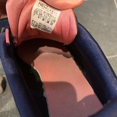 レディースadidas スニーカーの画像