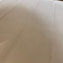 椅子 、オフィスチェア、デスクチェア、白の画像