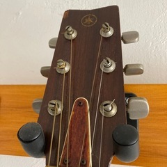 YAMAHA FG-200の画像