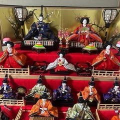 7段飾り 雛人形の画像