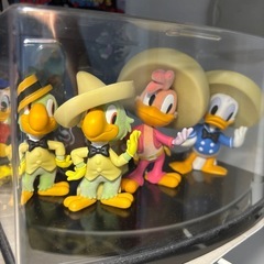 【ディズニー】三人の騎士フィギュア＋ケースセットの画像