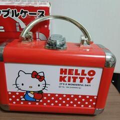 HELLO KITTY ポータブルケースの画像