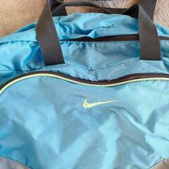NIKE　ボストンバッグの画像