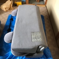自家用車後席の画像