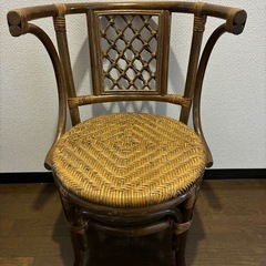 イス　籐の椅子　ラタンチェアの画像