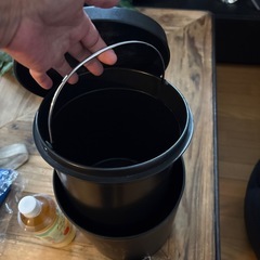 ゴミ箱の画像